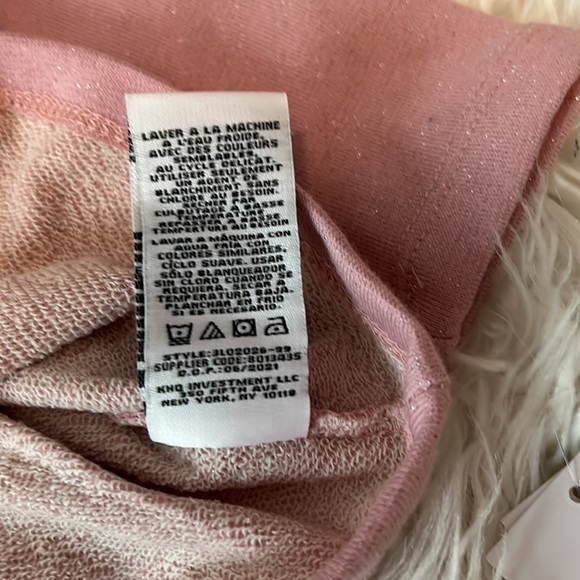 NWT, Calvin‎ Klein Jeans, girls sparkle pink top, silver logo and ruffle - Picture 5 of 7